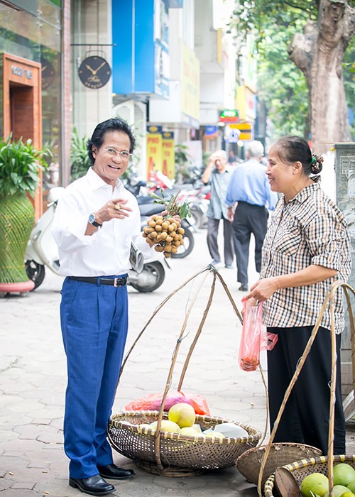 Danh ca Che Linh xui “ong trum Phan Quan” hat Bolero-Hinh-12